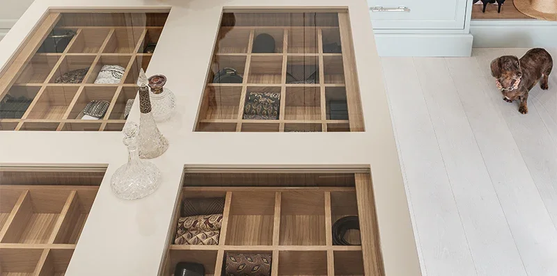 dressing room showroom